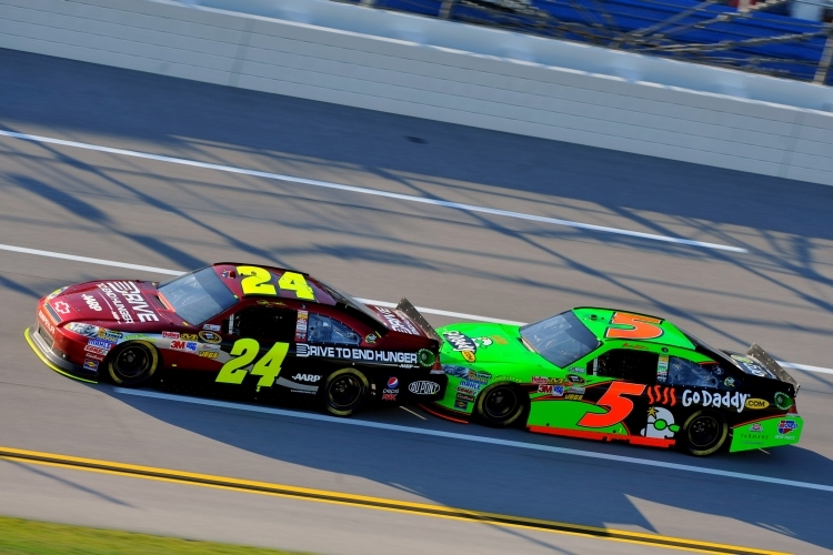 Jeff Gordon und Mark Martin üben das Tandem-Fahren in Talladega