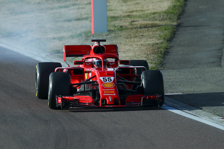 Carlos Sainz im Januar 2021 in Fiorano, mit einem 2018er Ferrari