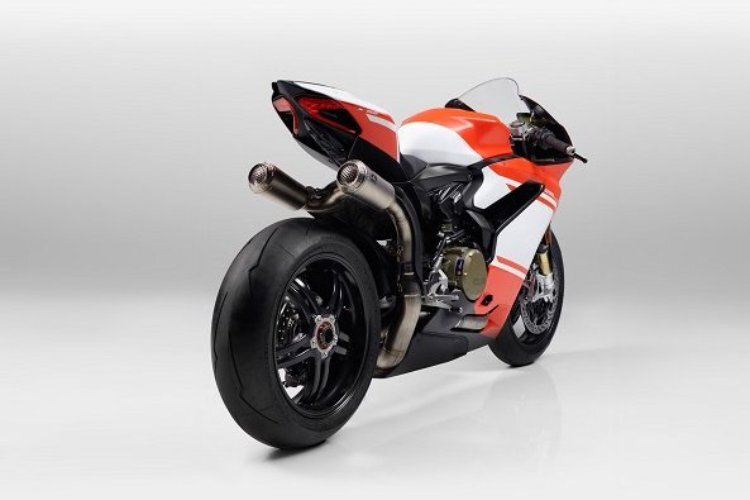 Lässt die Herzen aller Sportfahrer und Racer höher schlagen: Die neue Ducati 1299 Superleggera