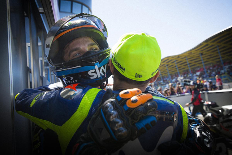 Die Halbbrüder Luca Marini und Valentino Rossi