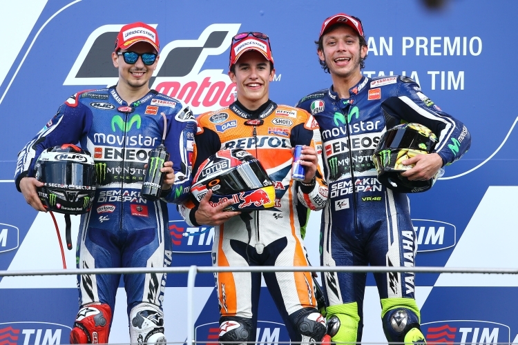 Das Podium: Lorenzo, Márquez, Rossi