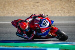 Jake Dixon bei seinem Superbike-Debüt in Jerez)