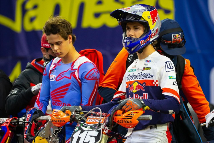 Die Youngster Max Vohland (rechts) und Jett Lawrence starten in der 250er Klasse der US Nationals