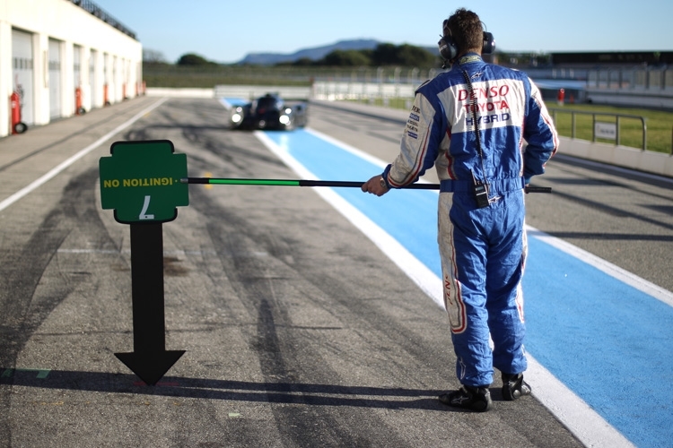 Noch nicht zu sehen, aber zu hören: Der Toyota TS040