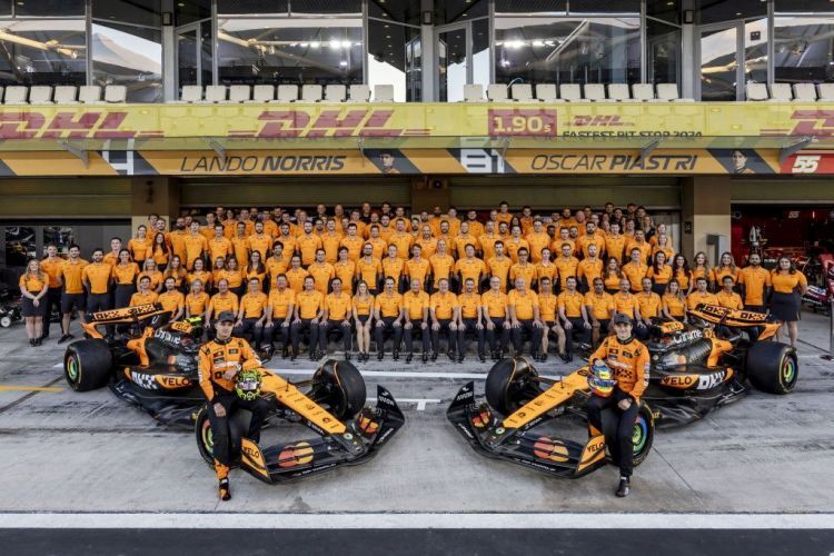 Lando Norris, Oscar Piastri & Team