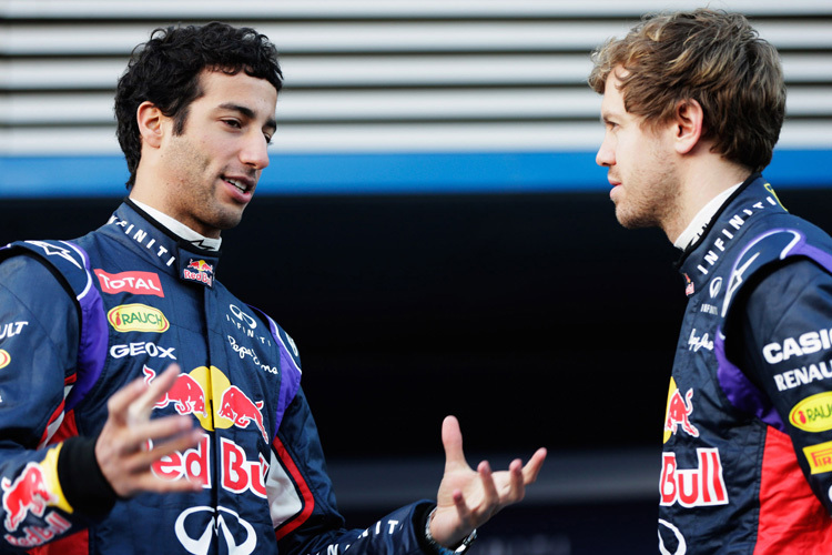 Daniel Ricciardo mit Sebastian Vettel