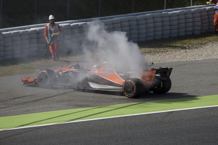 Fernando Alonso wird viel zu oft von seinem Honda-Motor im Stich gelassen