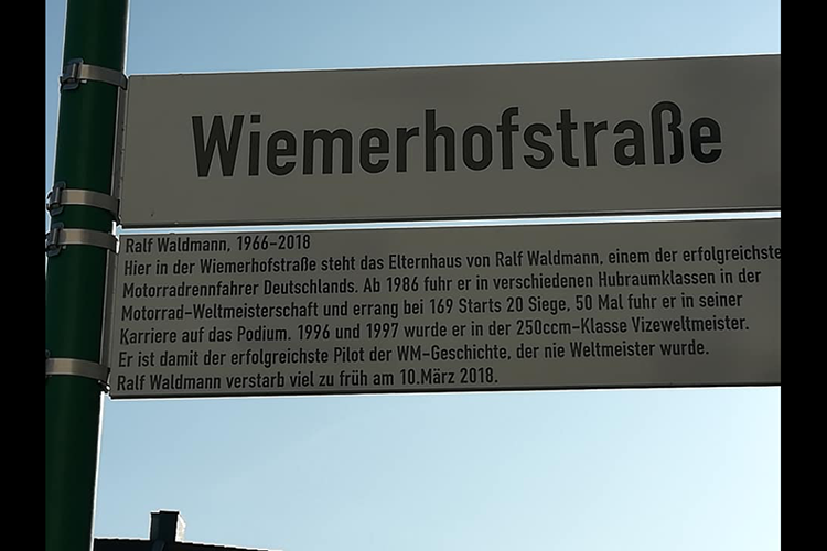 Ehrentafel für Ralf Waldmann in Ennepetal