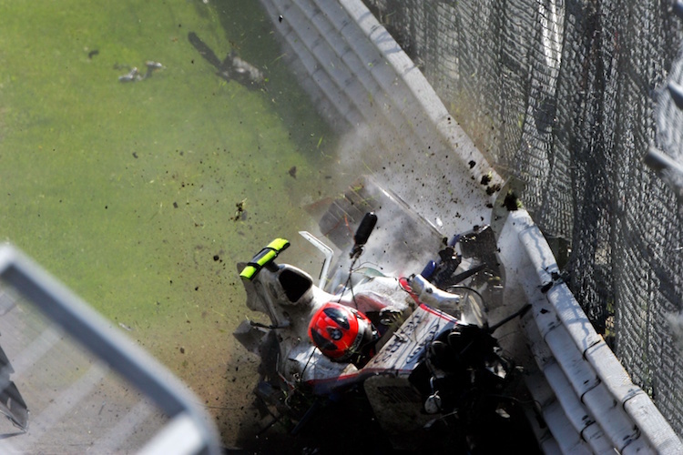 Robert Kubica bei seinem Unfall in Montreal 2007