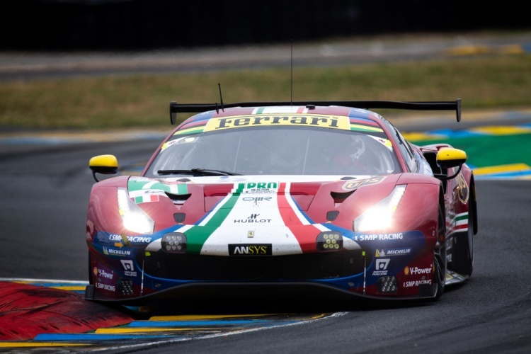 Im Ferrari 488 GTE Evo sitzen Davide Rigon und Miguel Molina