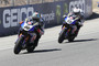 Alex Lowes (22) bekam es in Laguna Seca mit seinem Teamkollegen Niccolo Canepa (59) zu tun
