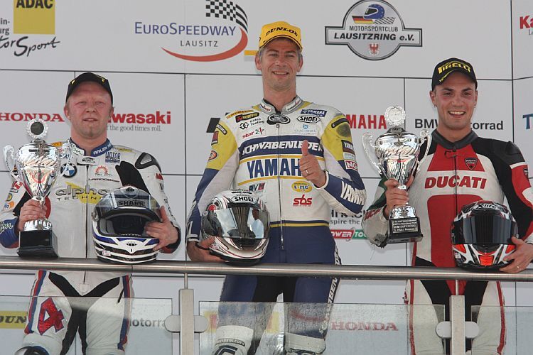 IDM Superbike: Daemen, Teuchert, Giuseppetti.