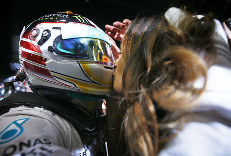 Freundin Nicole Scherzinger beeinflusst die Musik von Formel-1-Weltmeister Lewis Hamilton