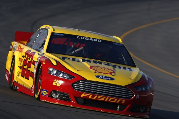 Für Logano war es zugleich der erste Cup-Sieg in Penske-Diensten