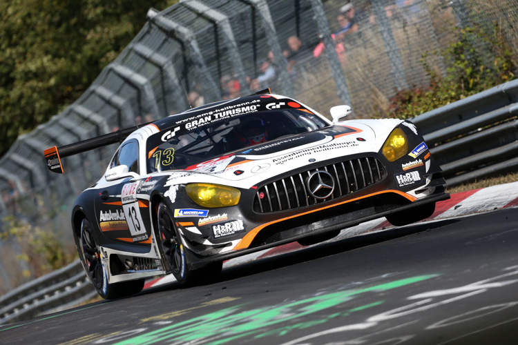 Sieg für AutoArena Motorsport beim achten VLN-Saisonlauf