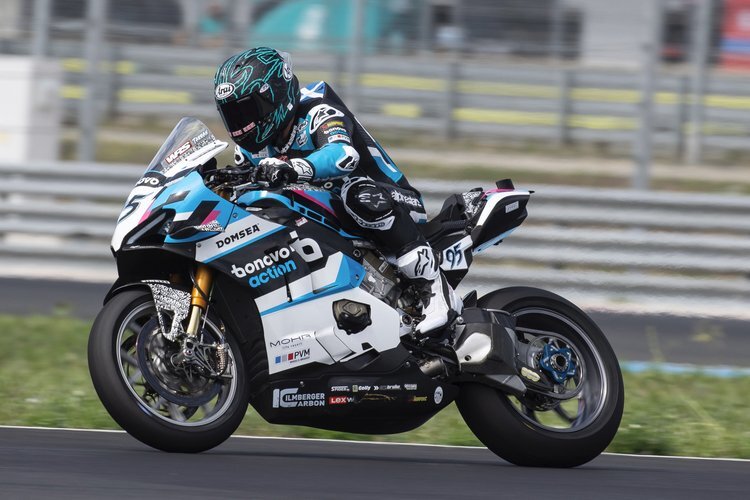 Tarran Mackenzie zog sich auf dem Balaton Park Circuit anständig aus der Affäre
