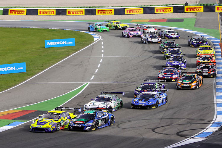  In Hockenheim startet das ADAC GT Masters in die neue Saison