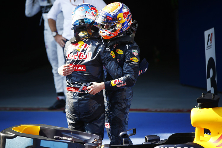 Max Verstappen gratuliert Daniel Ricciardo