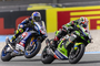 Toprak Razgatlioglu (li.) und Jonathan Rea kämpfen dieses Jahr um Platz 2 – bestenfalls