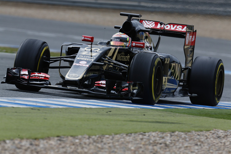 Pastor Maldonado im Lotus