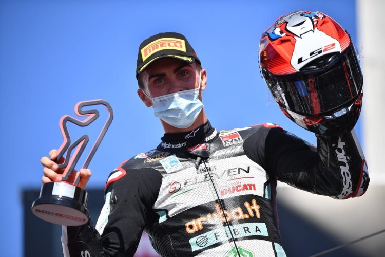 Loris Baz freut sich über Platz 3 in Portimao