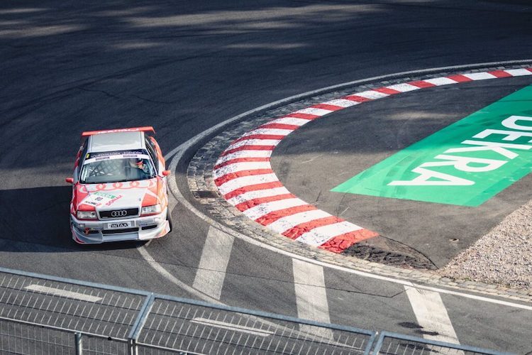  Jürgen Freiburg mit seinem Audi 80 Competition in den Tourenwagen Legenden