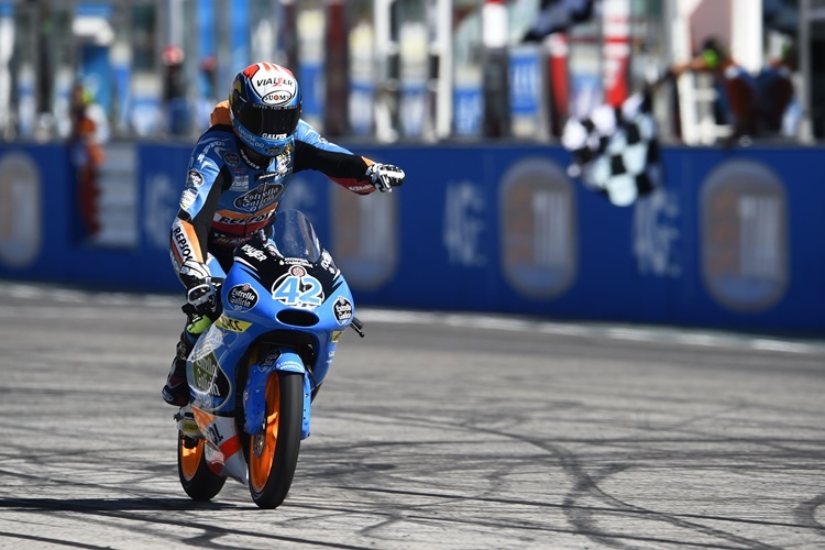 Alex Rins gewinnt das Moto3-Rennen in Misano