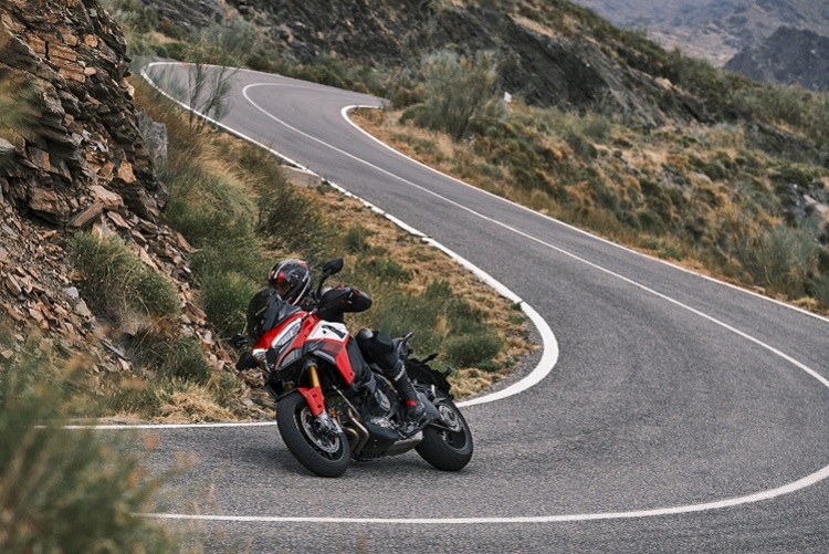 Die Ducati V4 Multistrada Pikes Peak dürfte auf kurvenreichen Bergstrassen ein Schnellfahrgerät sein