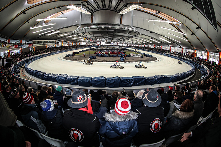 Inzell hofft auf ein ausverkauftes Stadion