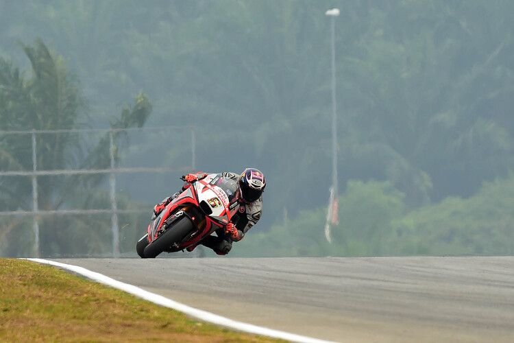 Stefan Bradl im ersten freien Training auf dem Sepang International Circuit