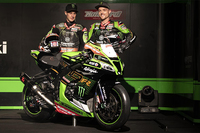 Die Kawasaki-Werksfahrer Jonathan Rea (li.) und Alex Lowes
