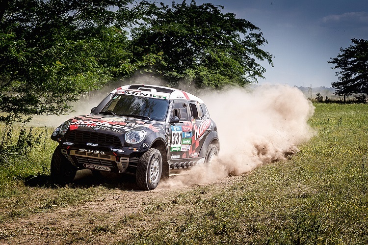 Das Team Schott/Schmidt bei der 38. Rallye Dakar