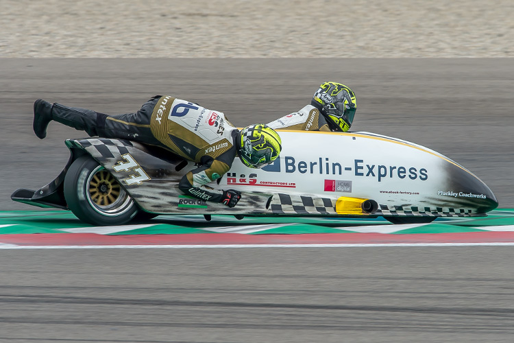 Tim Reeves und Mark Wilkes bauten ihren Vorsprung in der Seitenwagen-WM in Assen aus