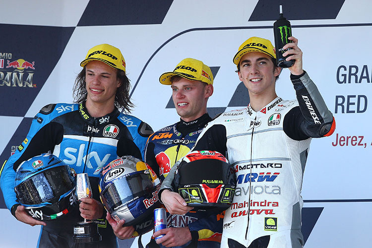 Nicolò Bulega mit Brad Binder und Francesco Bagnaia