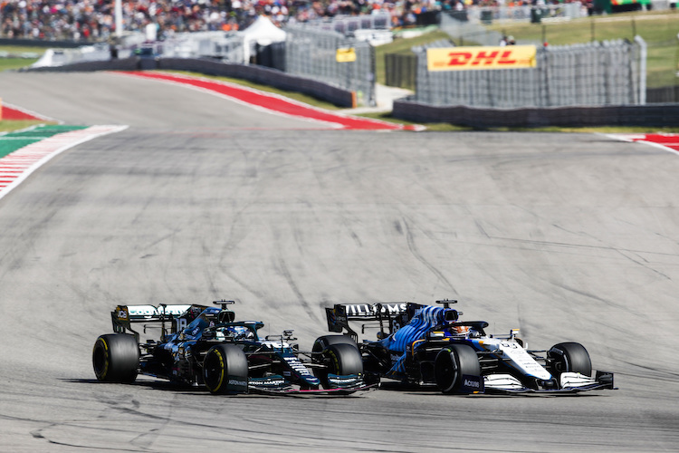 George Russell (rechts) gegen Lance Stroll