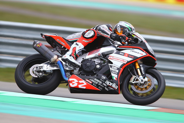 Lorenzo Savadori (Aprilia) führt den Superstock-1000-Cup nach zwei Rennen an