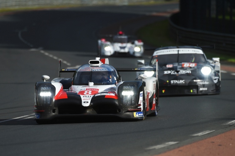 Der Toyota TS050 Hybrid mit der Nummer 8. Ab 2021 kann Toyota im Raum zwischen 1 und 999 wählen