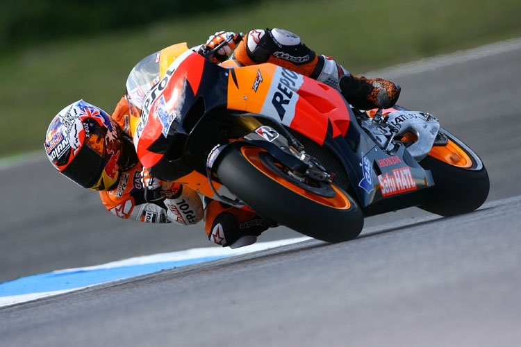 Casey Stoner gewann zum ersten Mal in Estoril