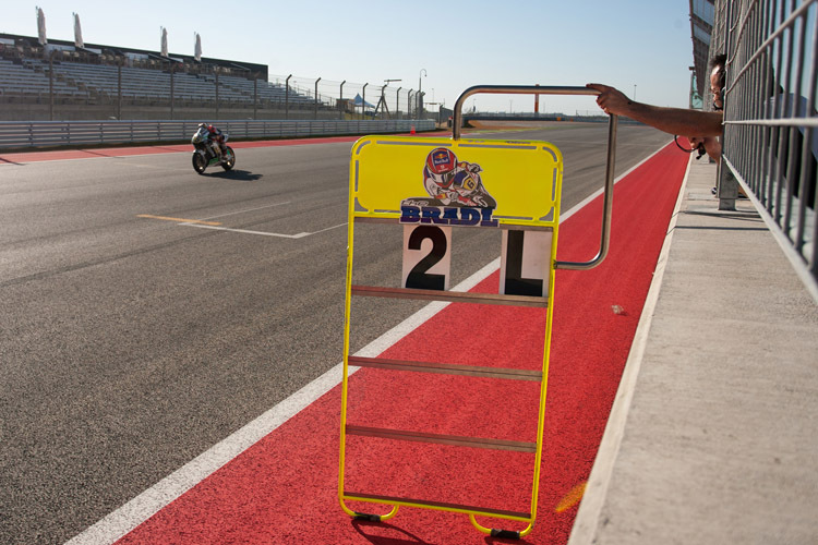 Texas: Boxensignale für Stefan Bradl