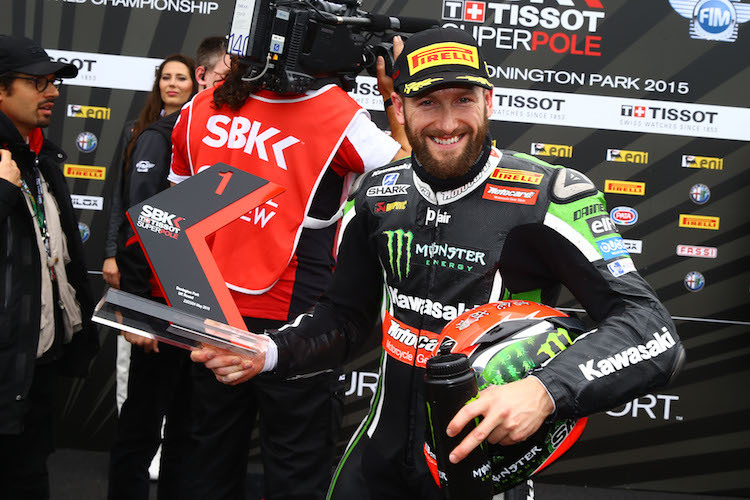 Er ist wieder da: Tom Sykes schnappte sich in Donington die Superpole-Trophäe