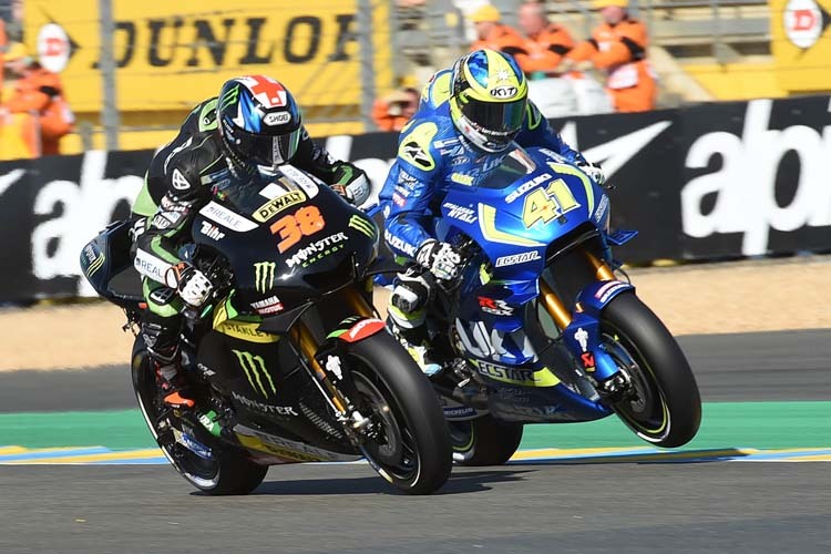 Aleix Espargaró (41) gegen Bradley Smith (38)