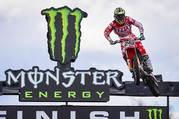 Tim Gajser gewinnt den ersten Lauf von Valkenswaard