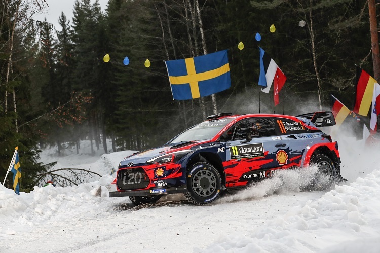 Thierry Neuville mit Bestzeit im Shakedown