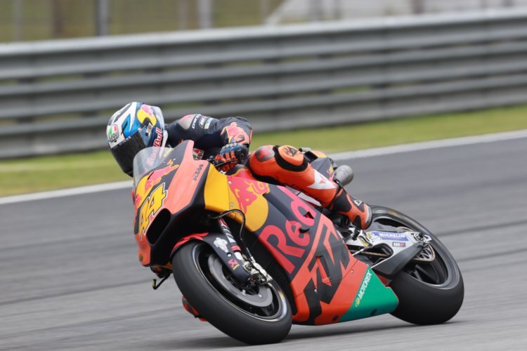 Pol Espargaro holte mit der KTM RC16 am Freitag Platz 15 heraus 