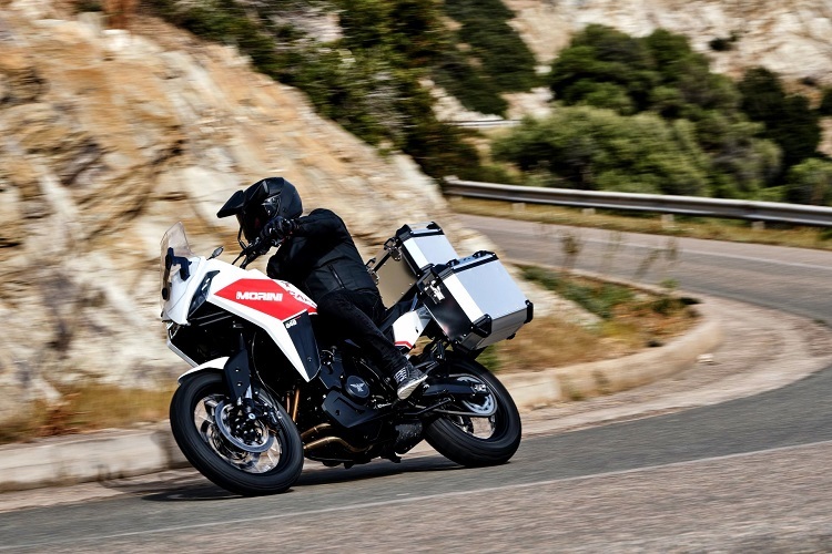 Für die Moto Morini X-Cape 649 ist Zubehör für Reise und Geländeeinsatz erhältlich