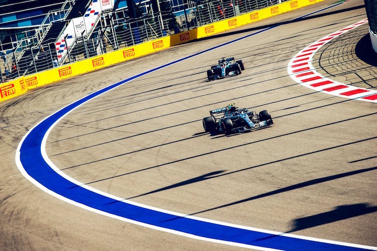 Bottas vor Hamilton, dann drehte Mercedes die Reihenfolge um