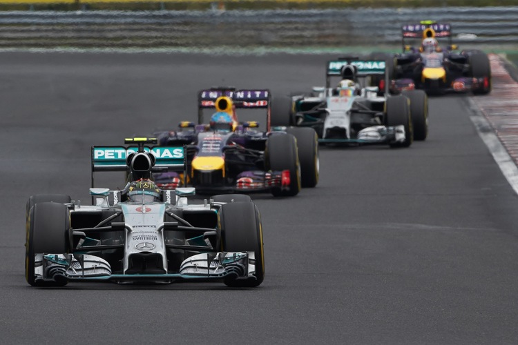 Nico Rosberg vor Sebastian Vettel, Lewis Hamilton und Daniel Ricciardo