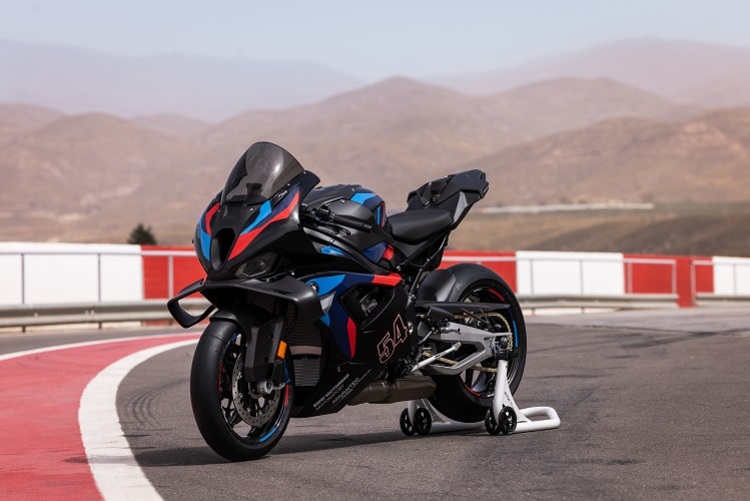 BMW M1000RR: Mit enormem Aufwand 6 PS mehr aus dem Vierzylinder rausgequetscht