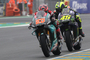 Ein Sinnbild: Fabio Quartararo vor Valentino Rossi