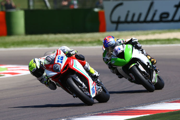 Jules Cluzel und Kenan Sofuoglu dominieren die Supersport-WM 2015